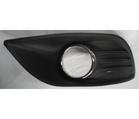 FORD FOCUS- SD/HB- 08/11; SİS LAMBA KAPAĞI SOL SİS DELİKLİ SİYAH (SİS YUVASI NİKELAJLI) (BFN) P8M5119953AE